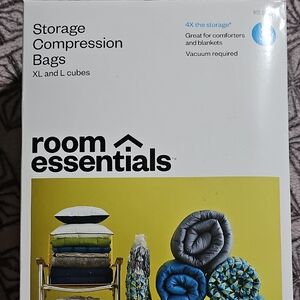Room Essentials XL and L Storage Compression Bags - White